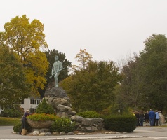 315-1178 Minuteman Statue Lexington Green.jpg
